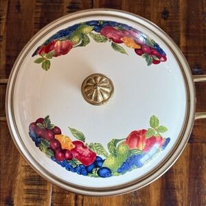 Vintage Cornucopia Dutch Oven Enamel Fruit Covered Lid Pot Brass Casserole 2 Qt